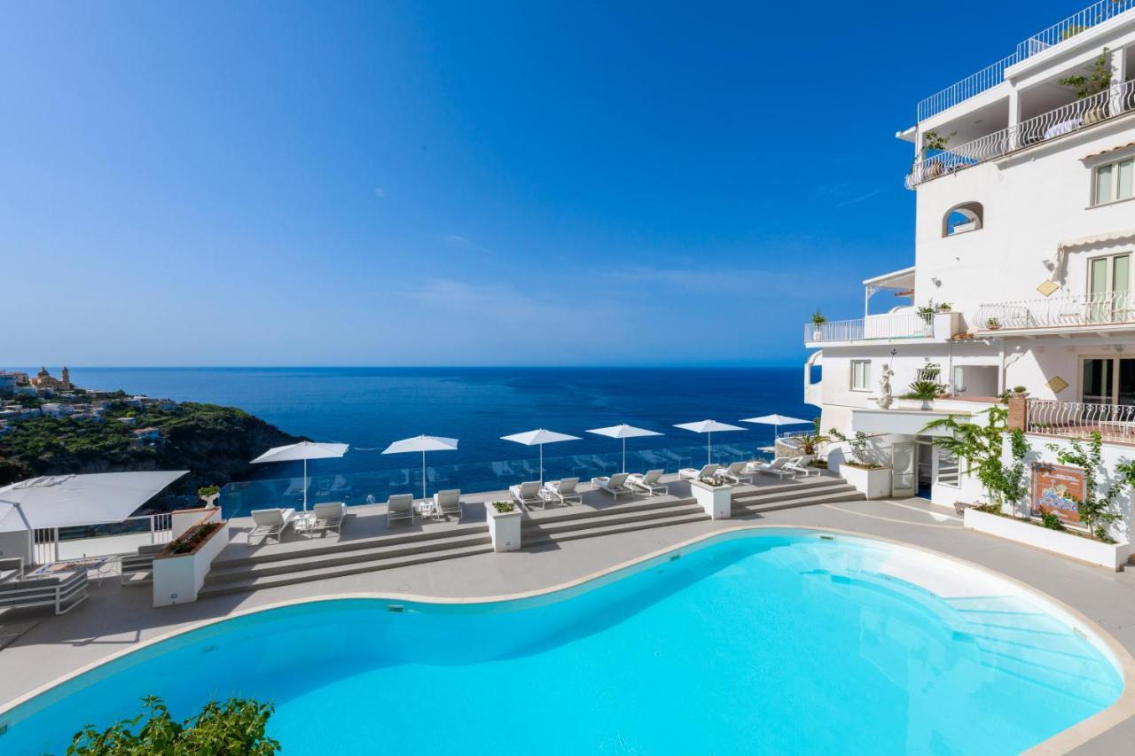 Grand Hotel Tritone Praiano Exterior photo